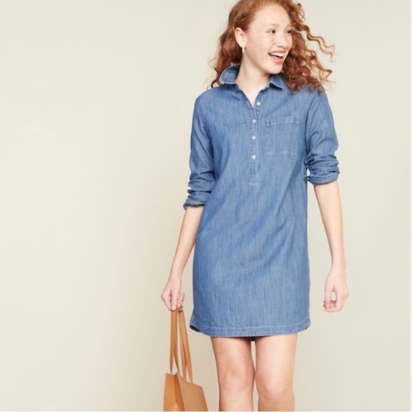 Old Navy Dresses & Skirts - Old Navy Chambray Long-Sleeve Collared Button-Down Shirt Dress
